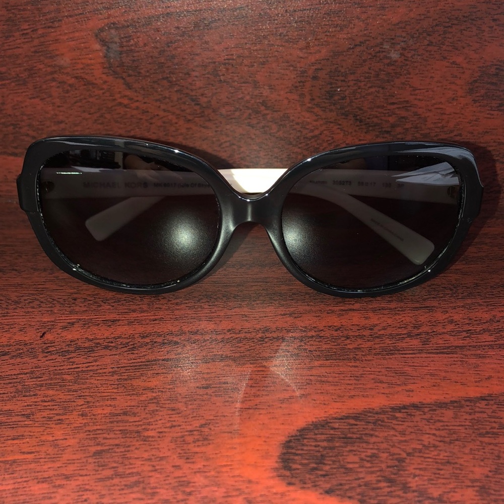 Michael Kors Isle of Skye Sunglasses